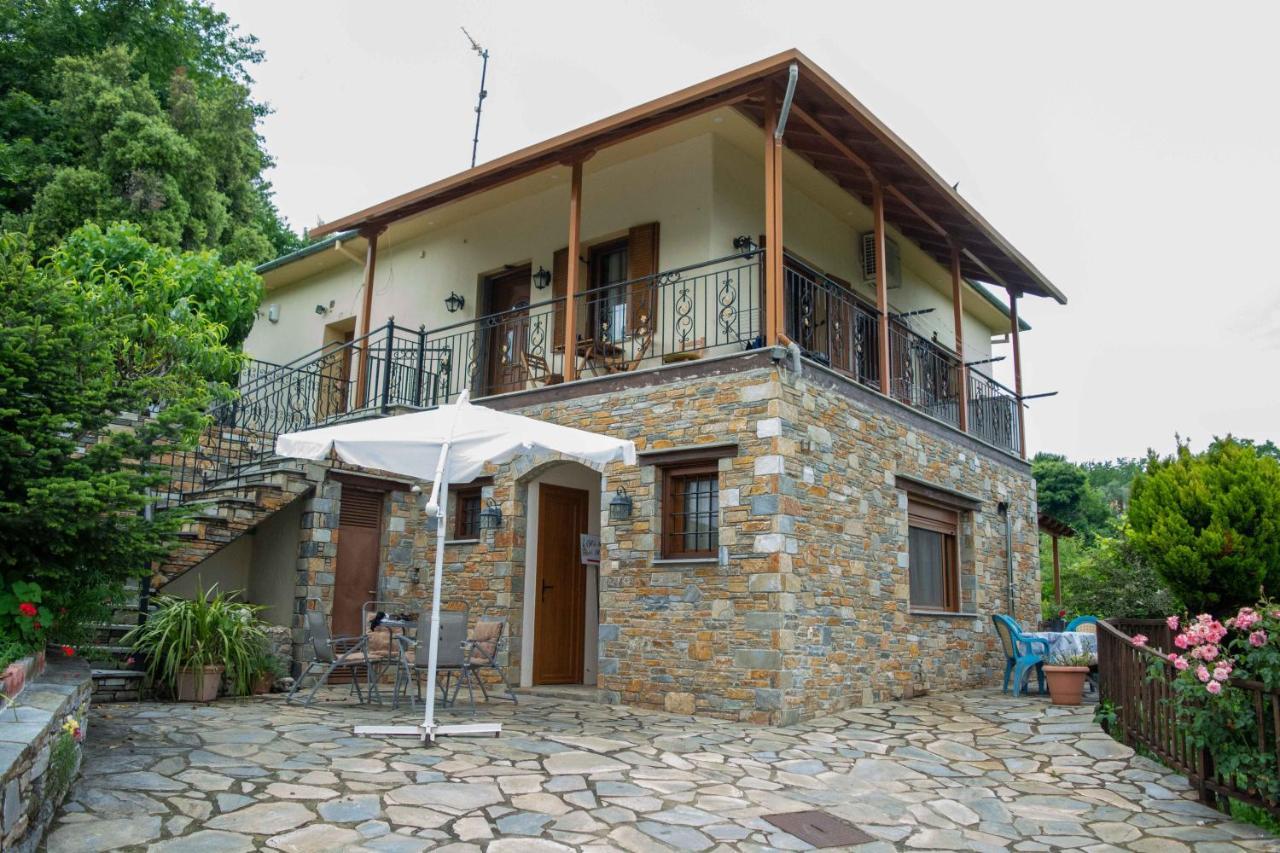 Efi'S Guest House Áyios Dhimítrios 外观 照片