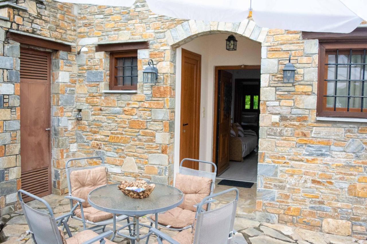 Efi'S Guest House Áyios Dhimítrios 外观 照片